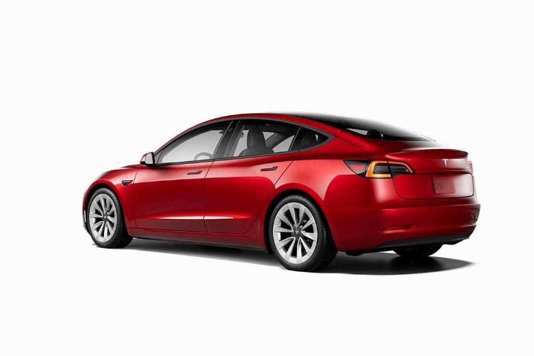Photo Tesla Model 3 Standard