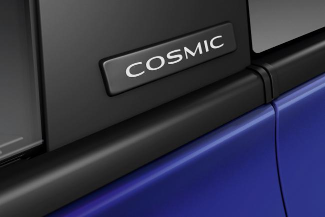 Serie limitee renault twingo cosmic avec une boite automatique edc 