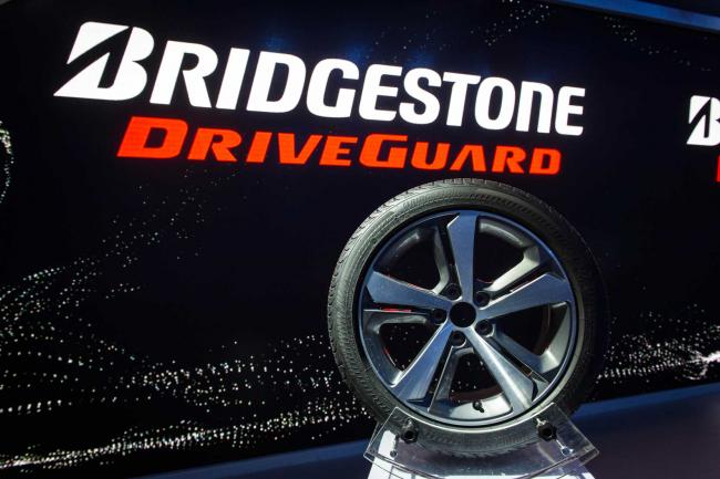 Bridgestone driveguard crever et continuer 