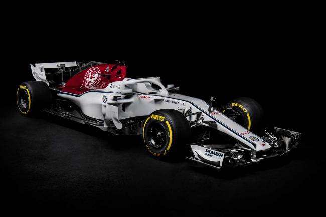 Exterieur_Alfa-Romeo-Sauber-F1-Team_7
