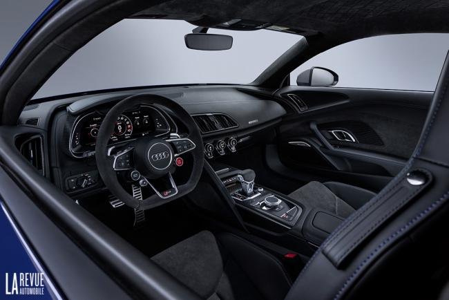 Interieur_Audi-R8-Facelift-2019_22