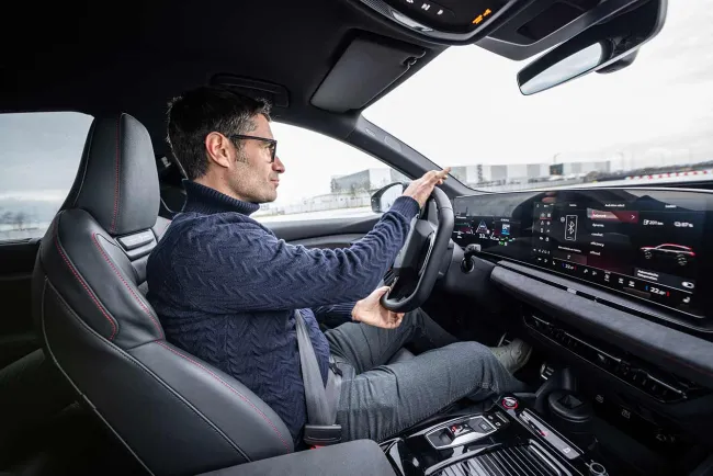 Audi Q6 e-tron : La métamorphose invisible …
