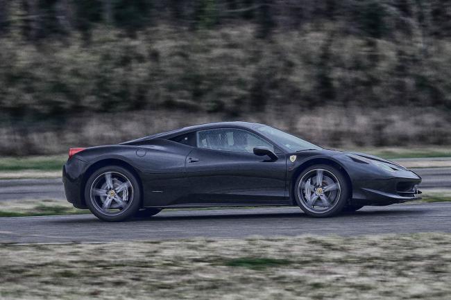 Exterieur_Ferrari-458-Italia-2014_0