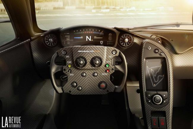 Interieur_McLaren-P1-GTR-Exclusive_12