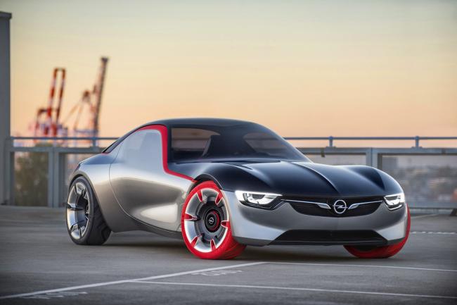 Exterieur_Opel-GT-Concept-2016_13