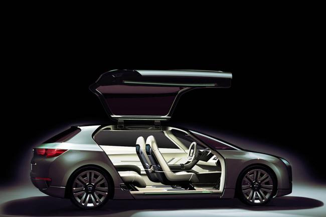 Exterieur_Subaru-Hybrid-Tourer-Concept_3