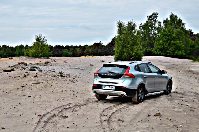 Exterieur_Volvo-V40-Cross-Country-D3_5