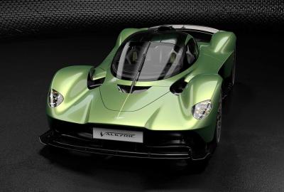 Image principale de l'actu: Aston Martin Valkyrie : hybride juste pour le fun !