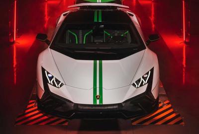 Image principale de l'actu: Des Lamborghini Huracán pour fêter ses 60 ans en grande pompe