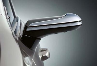 Image principale de l'actu: Lexus ES : un rétroviseur digital !