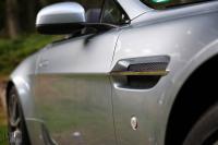Exterieur_Aston-Martin-V8-Vantage-Roadster-N430_11
                                                        width=