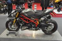 Exterieur_Ducati-Streetfighter-S-2012_5
                                                        width=