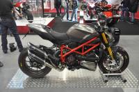 Exterieur_Ducati-Streetfighter-S-2012_2
                                                        width=