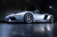 Exterieur_Lamborghini-Aventador-Roadster_20
                                                        width=
