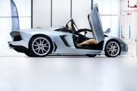 Exterieur_Lamborghini-Aventador-Roadster_13
                                                        width=