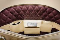 Exterieur_LifeStyle-Handbag-Bentley-Continental_4
                                                        width=
