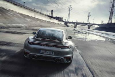 Image principale de l'actu: Les 650 canassons de la nouvelle Porsche 911 Turbo S, en action !