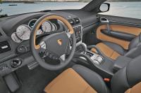 Interieur_Porsche-Cayenne-GTS_30