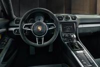 Interieur_Porsche-Cayman-GT4_14