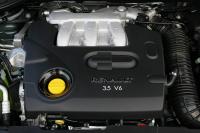 Interieur_Renault-Laguna-Coupe_52
                                                        width=