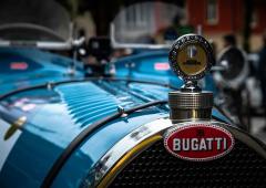 Image principalede l'actu: Bugatti EB110 VS Bugatti Chiron : le comparatif technique
