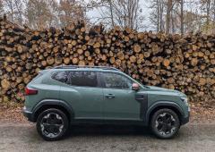 Exterieur_dacia-duster-gpl-le-suv-qui-dit-stop-au-superflu-la-preuve-avec-notre-essai-et-ses-images_2
                                                        width=
