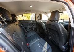 Interieur_ford-focus-active_10
                                                        width=