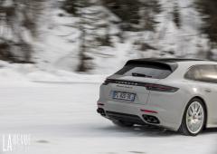 Exterieur_porsche-panamera-turbo-s-e-hybrid-sport-turismo-essai_23
                                                        width=