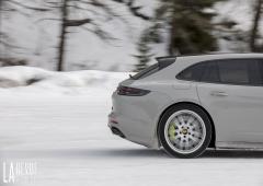 Exterieur_porsche-panamera-turbo-s-e-hybrid-sport-turismo-essai_25
                                                        width=