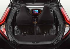 Interieur_toyota-aygo-x-air-micro-suv-et-micro-cabriolet_3