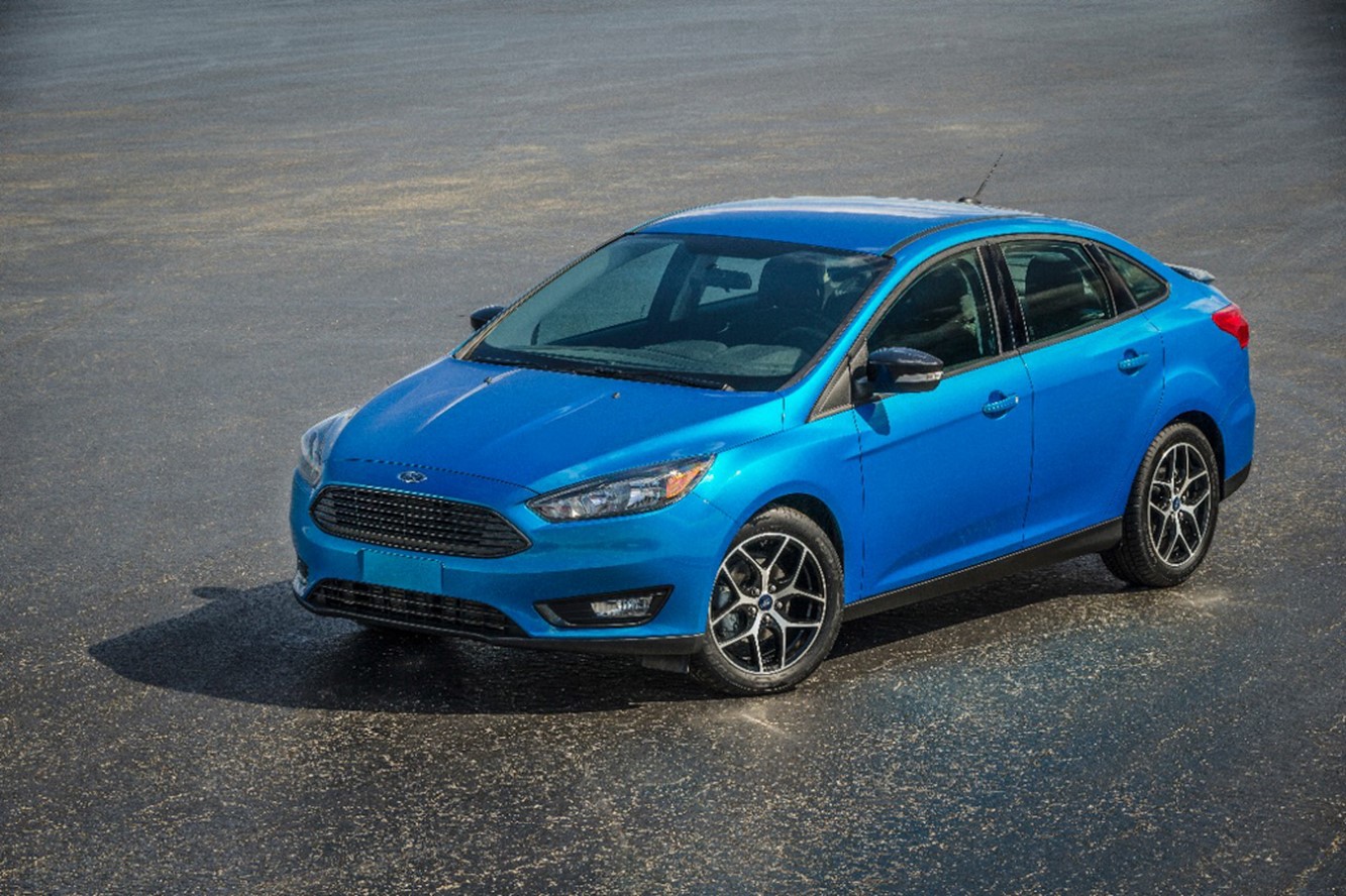Image principale de l'actu: Ford devoile sa focus 2014 restylee version 4 portes 