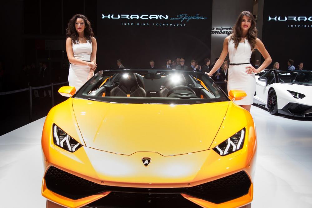 Image principale de l'actu: Francfort la lamborghini huracan spyder aimante les regards 