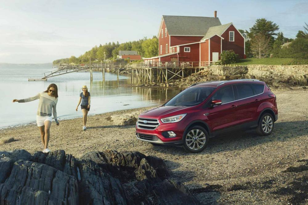 Image principale de l'actu: Le nouveau ford kuga 2016 en filigrane 