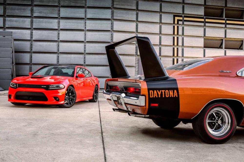 Image principale de l'actu: Dodge charger daytona a la woodward dream cruise 