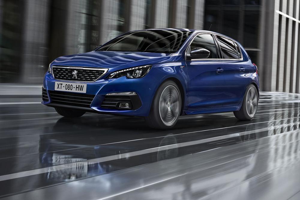 Image principale de l'actu: Peugeot 308 : un nouveau faciès et un inédit 1.5 litre BlueHDi