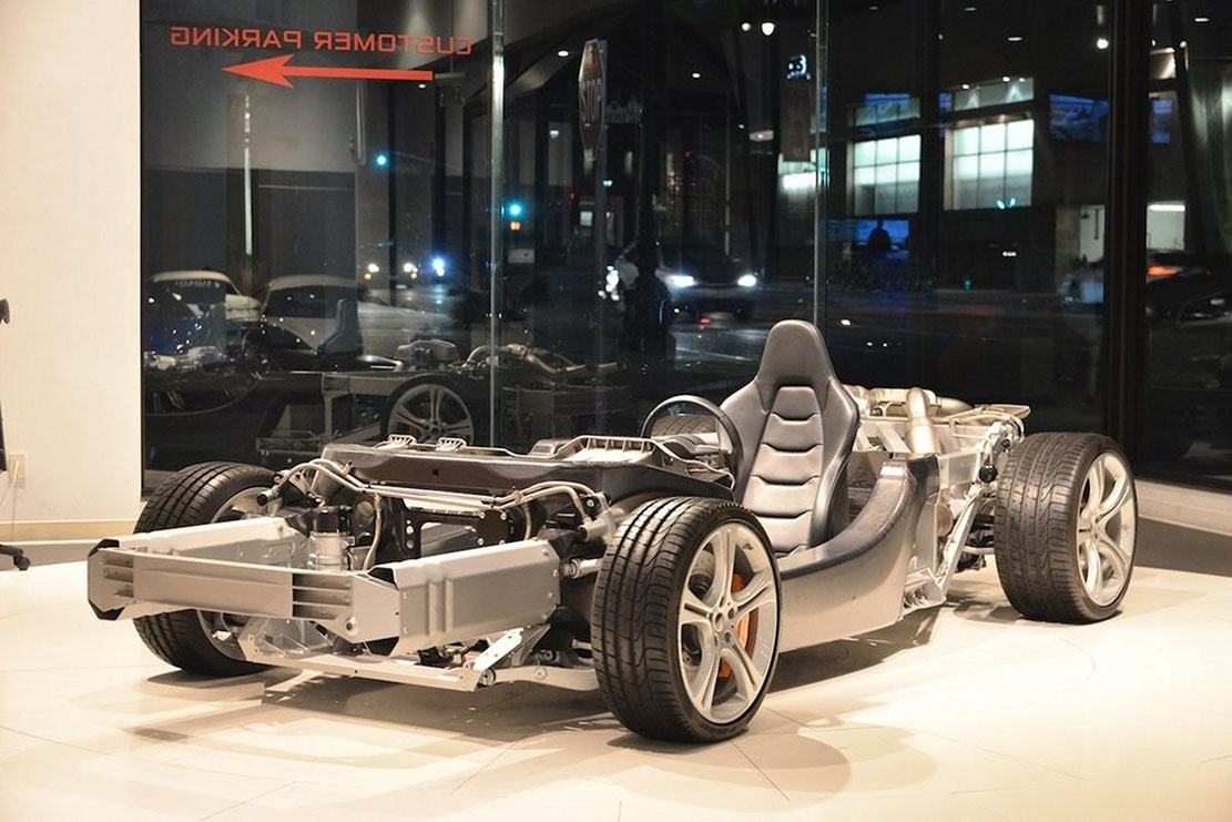 Image principale de l'actu: Mclaren mp4 12c un chassis en etat de marche au prix de 21 000 euros 
