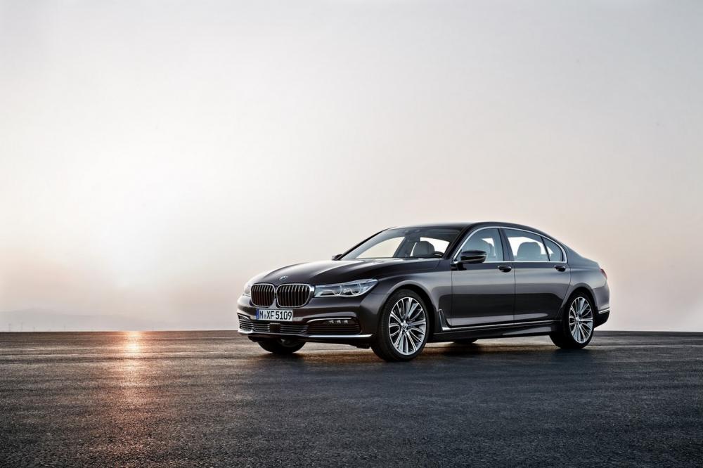 Image principale de l'actu: Une nouvelle bmw serie 7 plus luxueuse et plus techno 