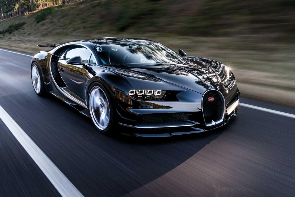 Image principale de l'actu: Bugatti chiron plus rapide que les lmp1 sur les hunaudieres 