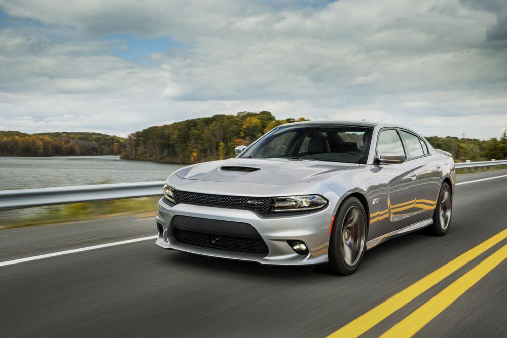 Image principale de l'actu: Dodge lance la charger srt 392 pour le millesime 2015 