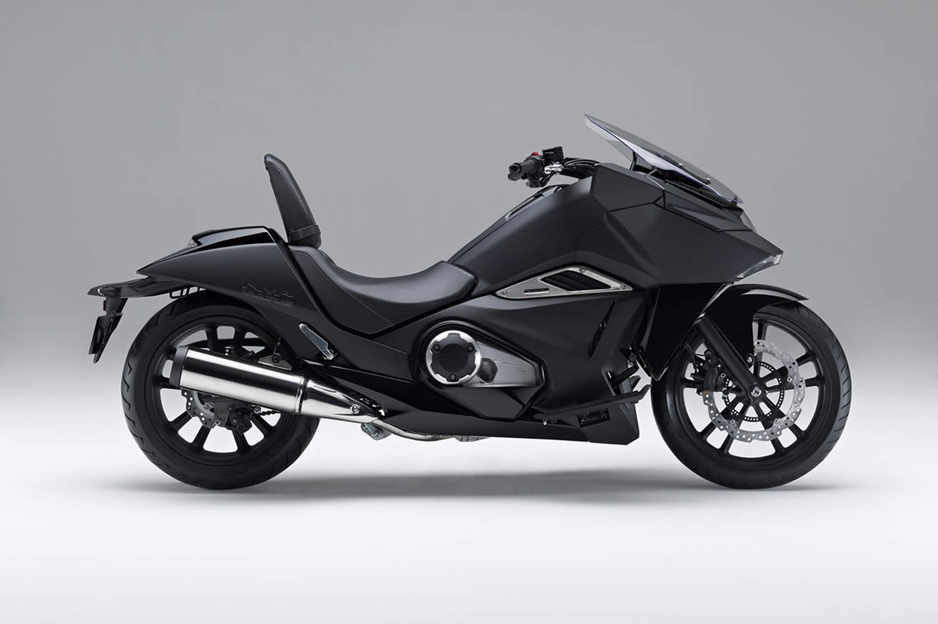 Image principale de l'actu: Honda nm4 vultus le scooter du futur 