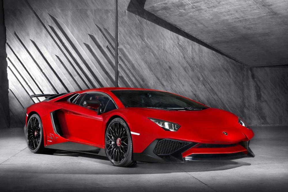 Image principale de l'actu: Lamborghini aventador s un nouveau nom pour laventador restylee 