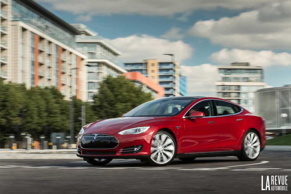 Image principale de l'actu: Tesla Model S : un restylage en vue