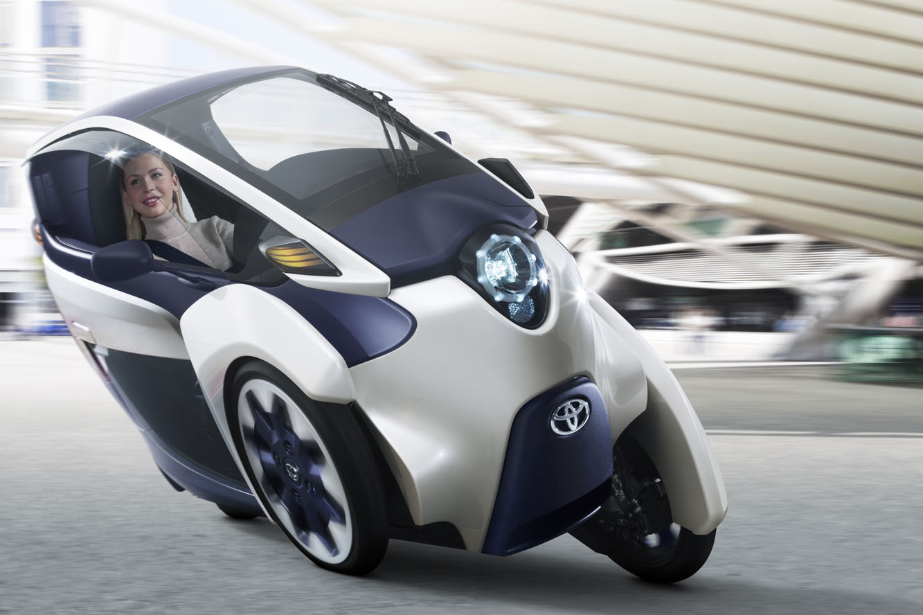 Image principale de l'actu: Toyota sortira une voiture electrique rechargeable sans fil 