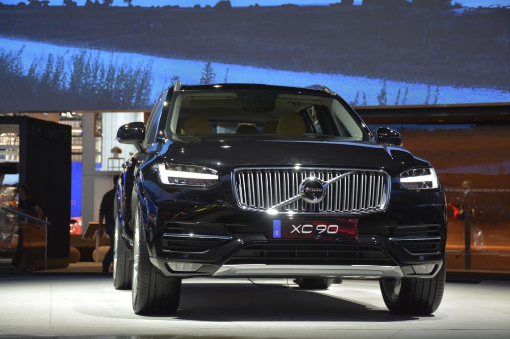 Image principale de l'actu: Le volvo xc90 t8 se contente de 2 1 litres 100 km 