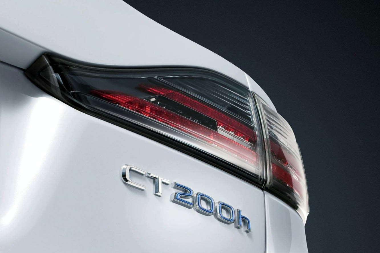 Lexus ct 200h la premiere compacte hybride 