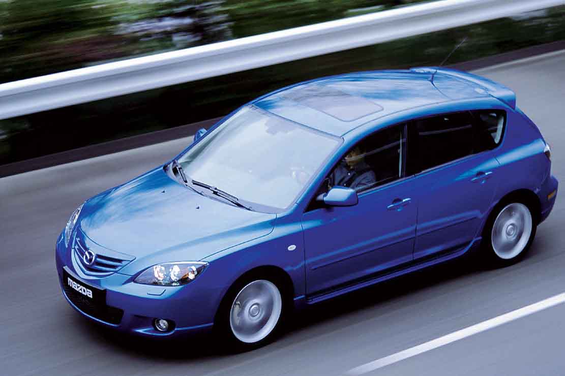 Mazda Mazda 3 IV (BP) Hatchback spécifications techniques et consommation  de carburant — AutoData24.com