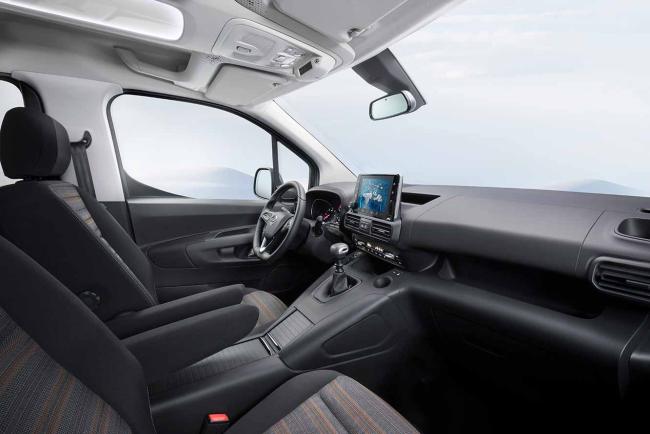 Dimension Opel Combo Life, volume coffre et électrification