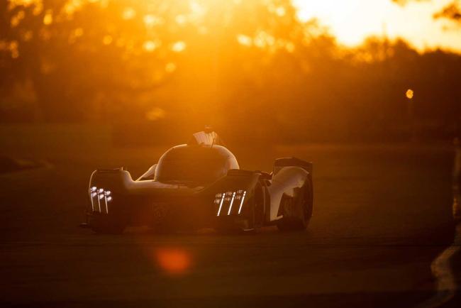 Exterieur_1000-miles-de-sebring-les-peugeot-9x8-toujours-pas-dans-le-coup_2