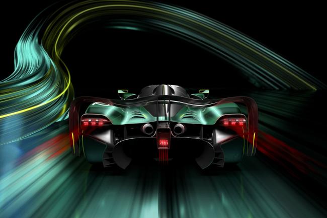 Exterieur_aston-martin-valkyrie-amr-pro-bien-sur-ses-appuis_3