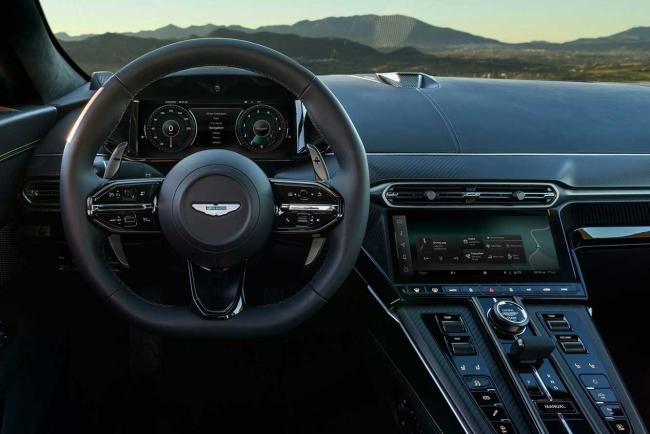 Exterieur_aston-martin-vantage-une-nouvelle-mouture-qui-en-donne-plus_1